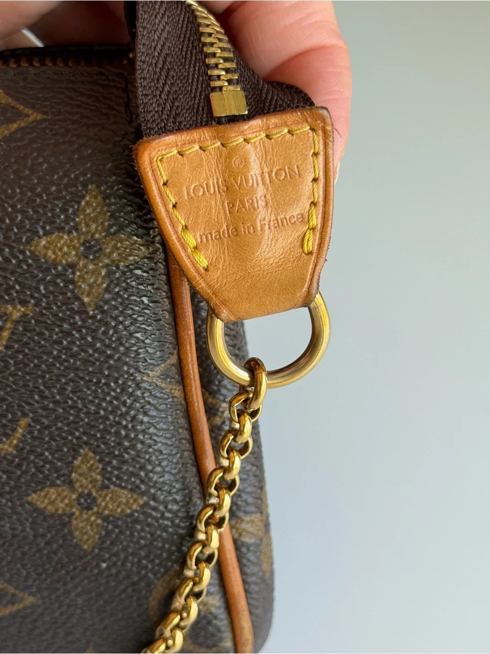 Authentic Louis Vuitton Eva Crossbody Monogram Canvas & Leather Clutch Purse Bag